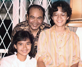 Tunku Aziz with his daughters at their home in 1983