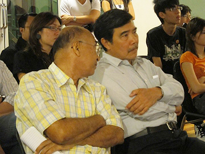 Khong with fellow former student activist Syed Hamid in March 2010