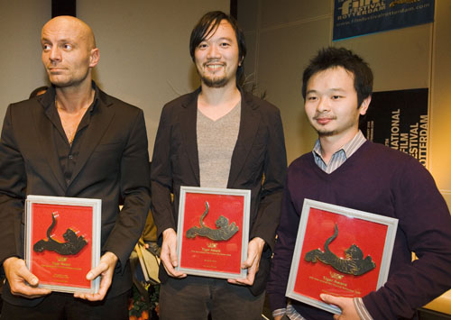 Liew with other award-winning filmmakers at the Rotterdam Film Festival in Netherlands in 2008., for which his film 'Flower in the Pocket' won 