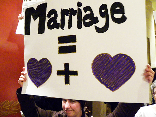 Proponants of same-sex marriage during a demonstration. (Fibonacci Blue @ flickr)