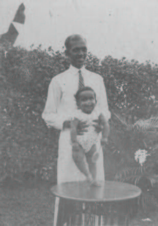 Ramon at age one, with his father in Sungai Buloh in 1936.